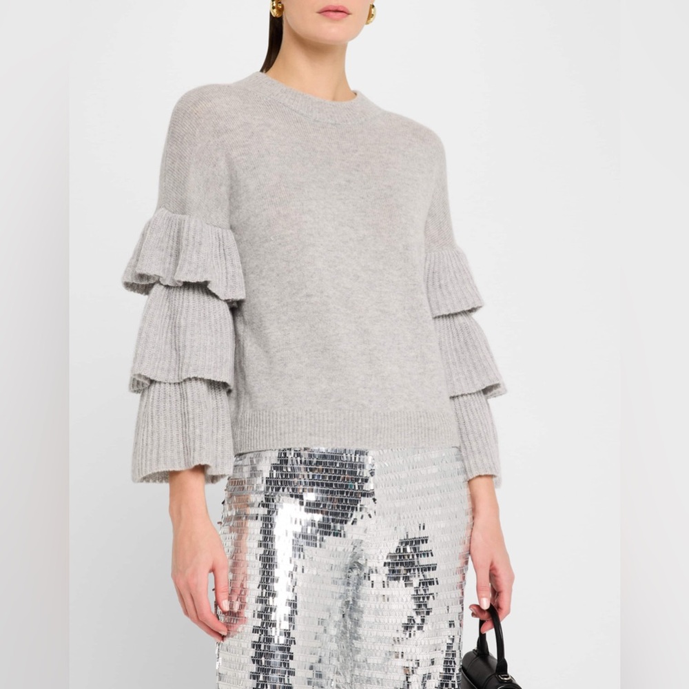 Crew neck cashmere sweater
